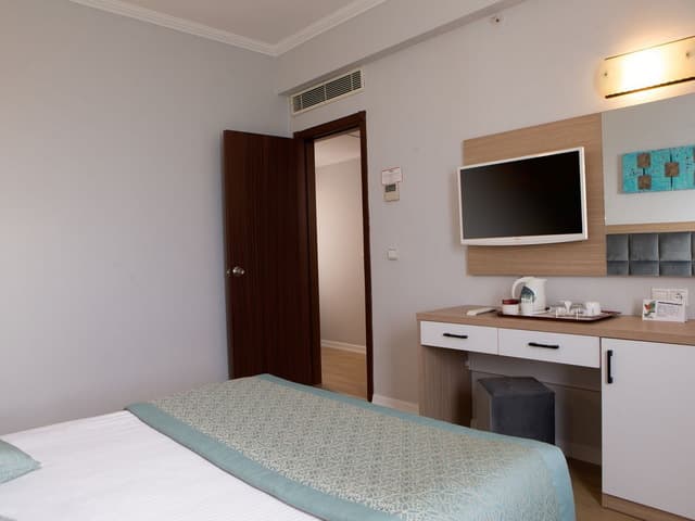 Adonis Hotel 4*, Анталия — всё включено — фото 34